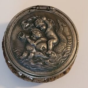 Antique Tam O' Shanter Cherubs Sea Serpent Repoussé Beaded Coin Purse 1890